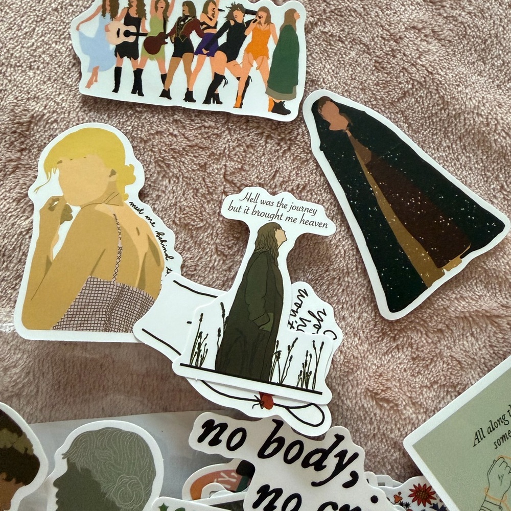 Taylor Swift Stickers - Picture 3 of 6